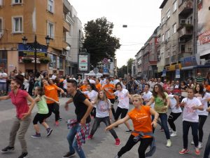 flashmove move week flashmob bg be active